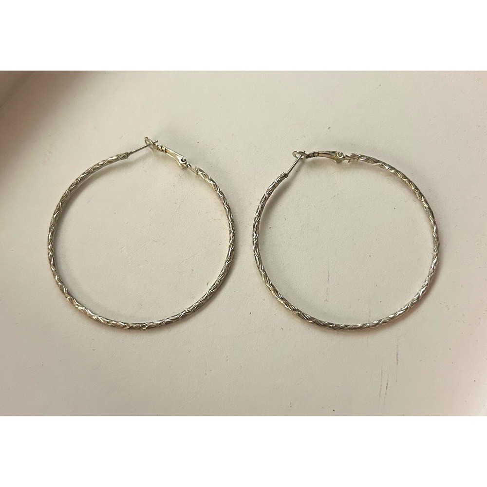 Silver Tone Twisted Textured Round Hoop Latch Back Metal Lobe Earrings